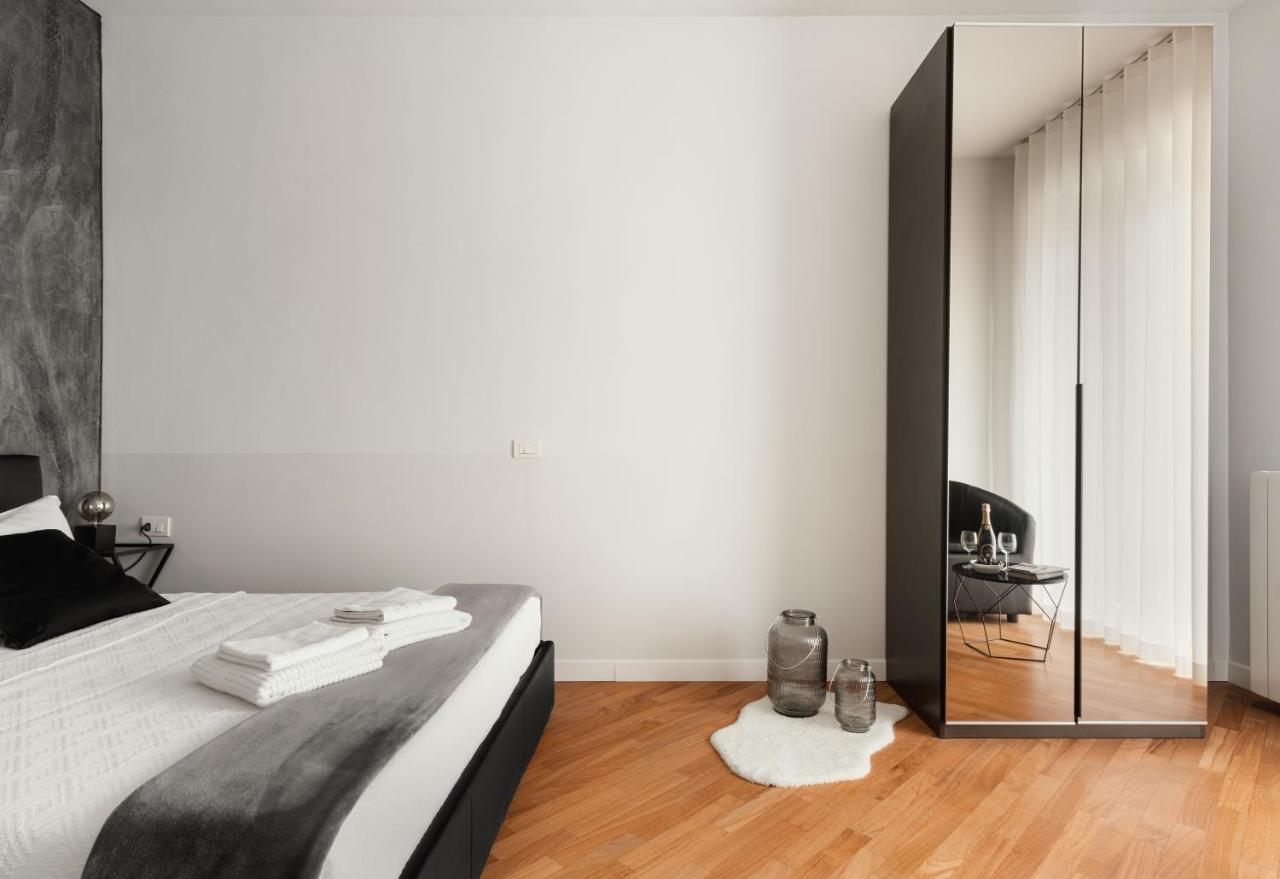 Deluxe Central Apartment Bergamo Exteriör bild
