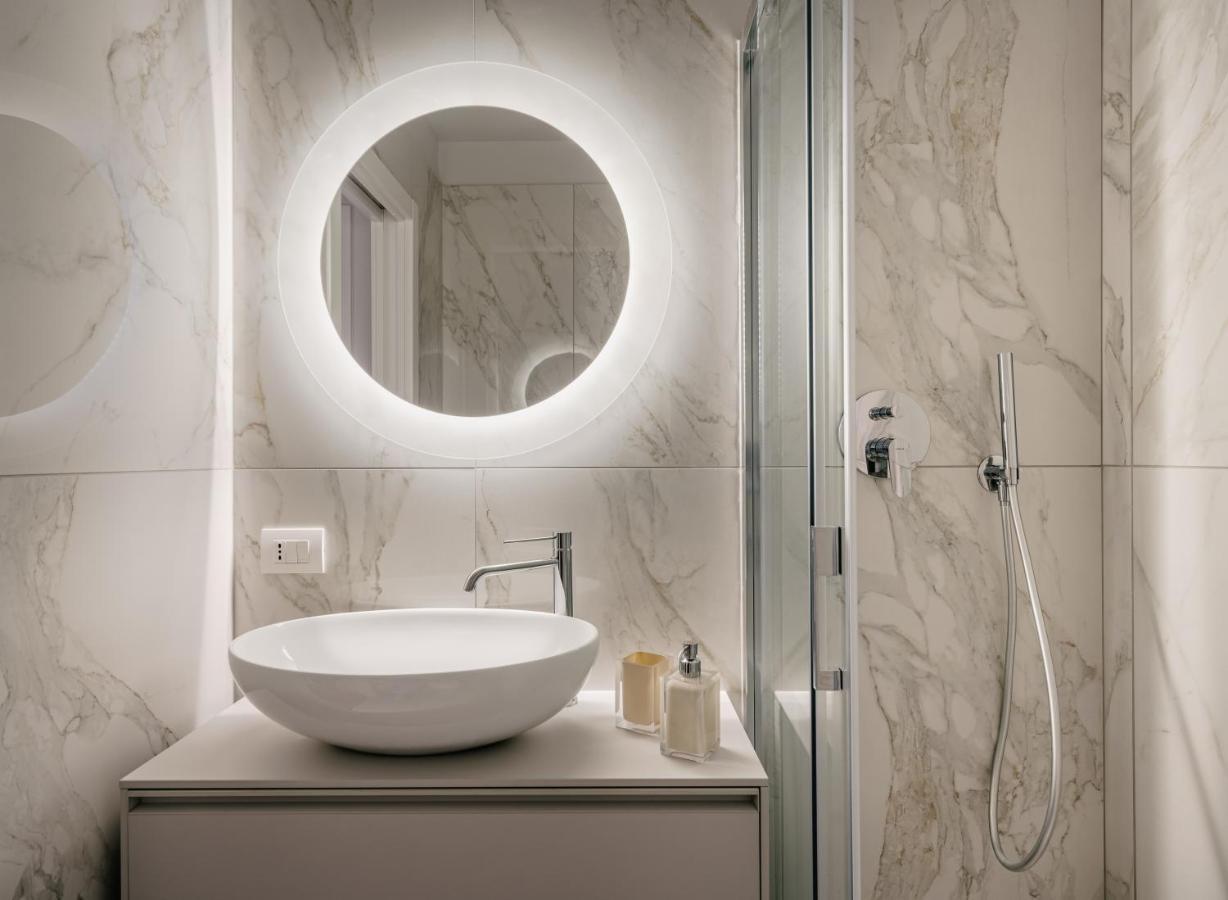 Deluxe Central Apartment Bergamo Exteriör bild