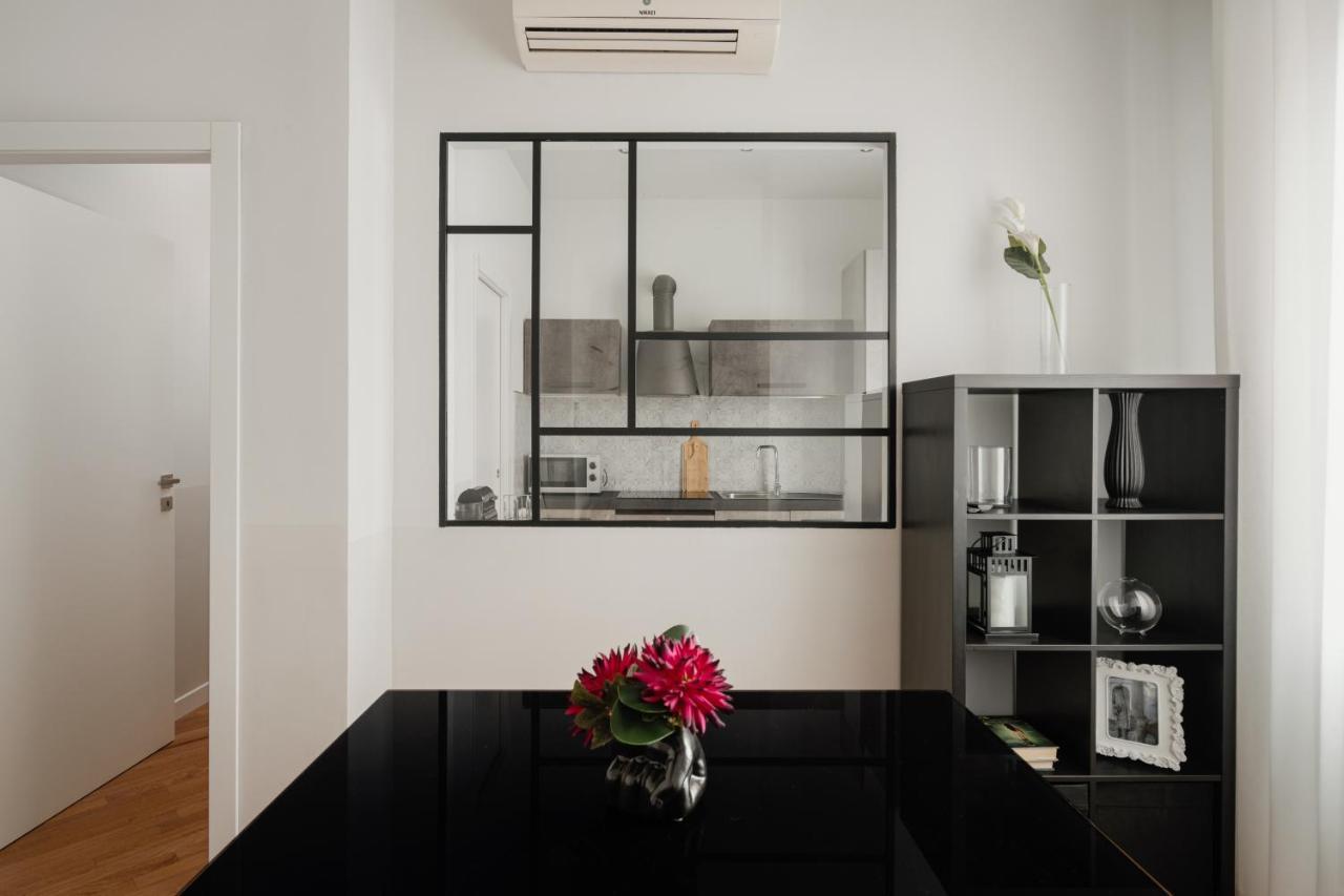 Deluxe Central Apartment Bergamo Exteriör bild